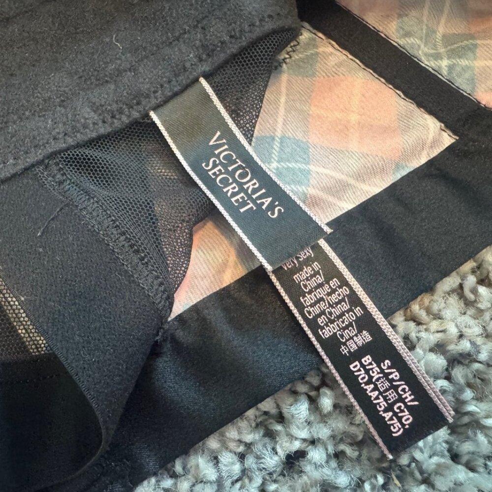 Victoria's Secret Very Sexy Wireless Plaid Satin / Back Lace Bralette Size S - Picture 3 of 5